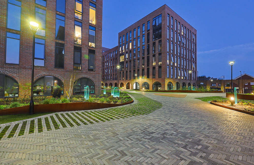 Apartment in Liverpool - More