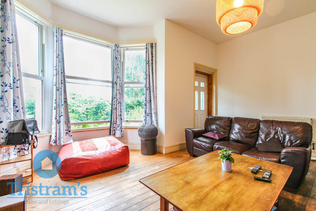 House in Nottingham - View 5