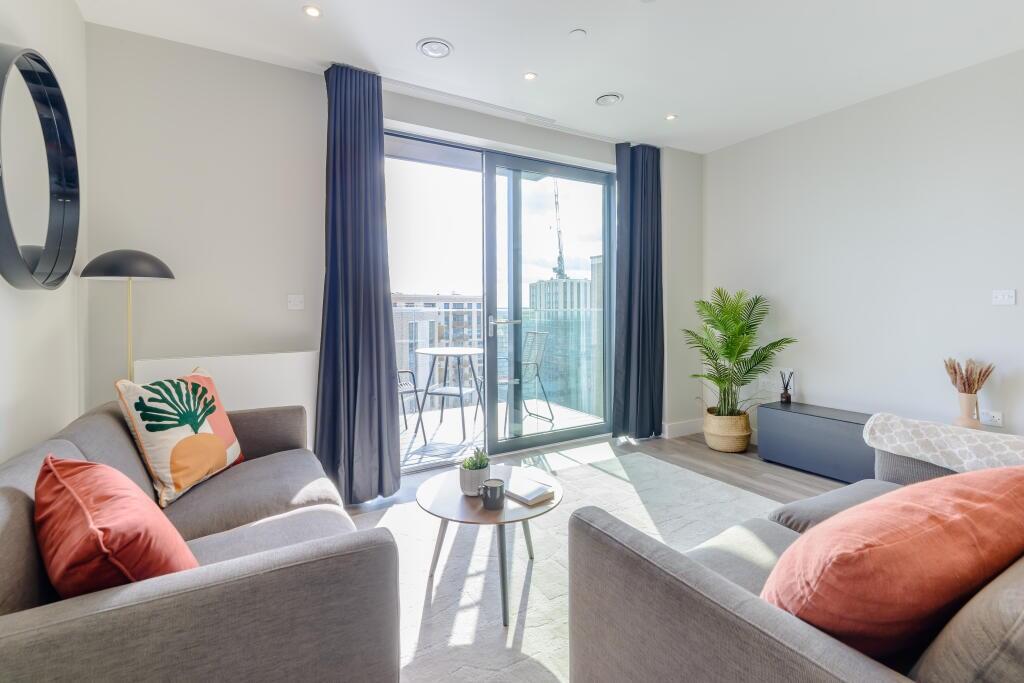 Main image of property: Lionel Road South, London, TW8