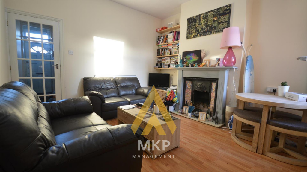 Main image of property: Warwards Lane, Selly Oak B29 7QX