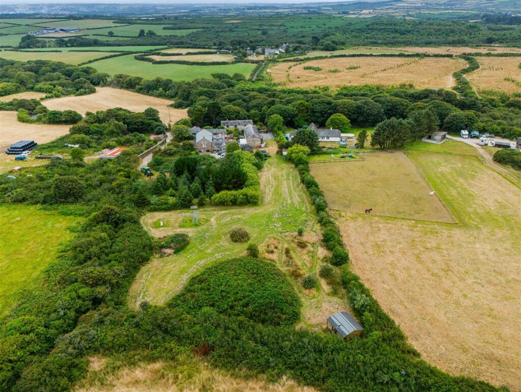 House in Truro - View 4