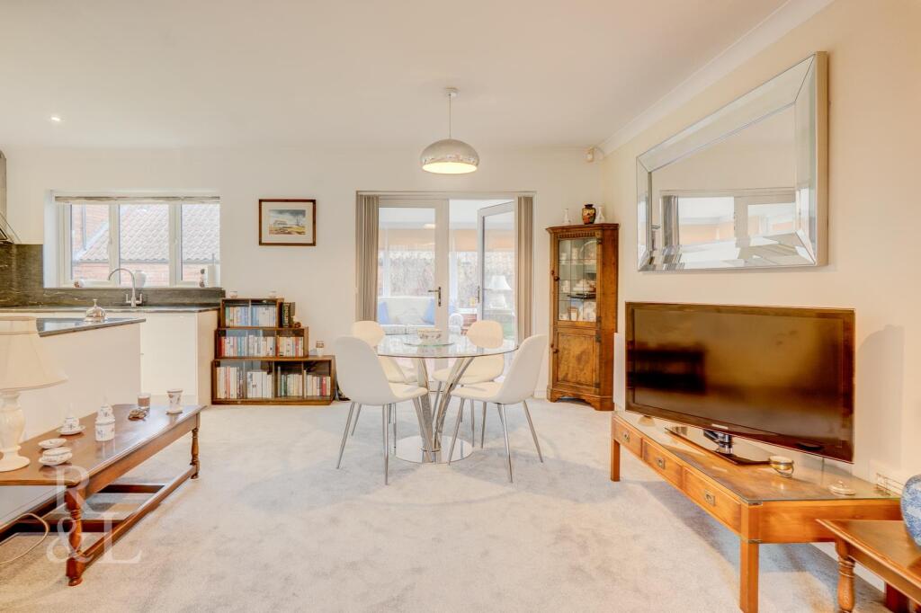House in Rushcliffe, Plumtree - View 4