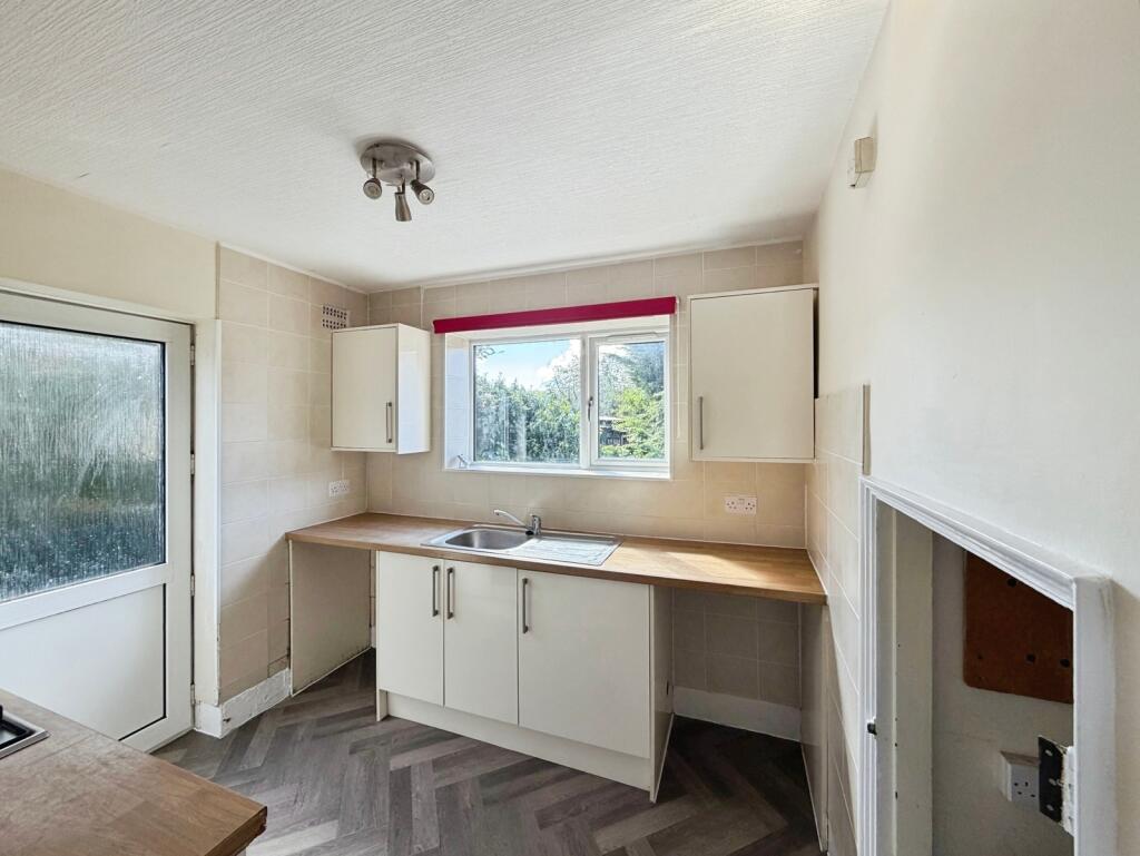 House in Telford, Donnington and Muxton - More