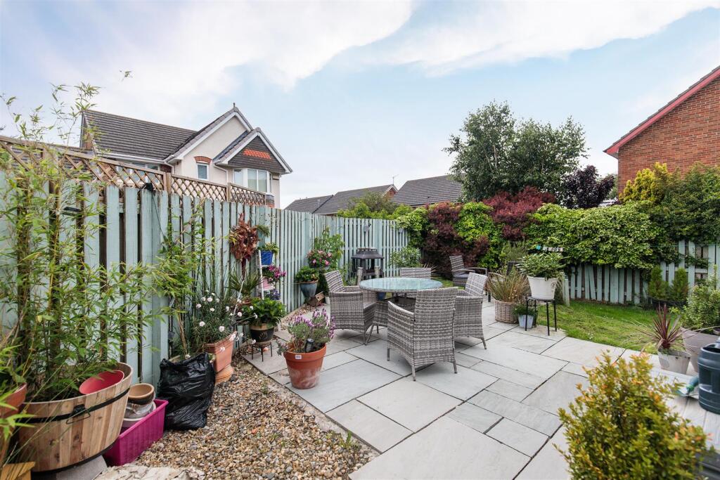 Burghley Gardens, Pegswood, Morpeth, NE61 photo 3