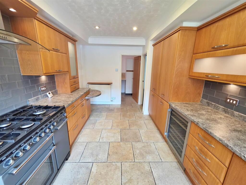 House in Wyre, Great Eccleston - More