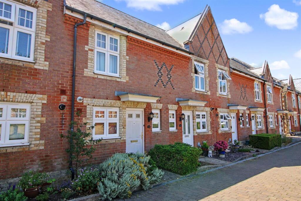 Main image of property: Grey Lady Place, Billericay
