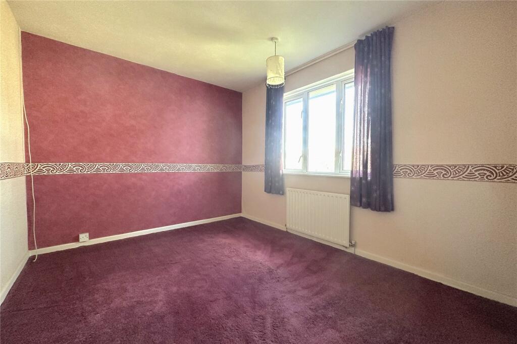 House in Surrey Heath, Surrey - View 5