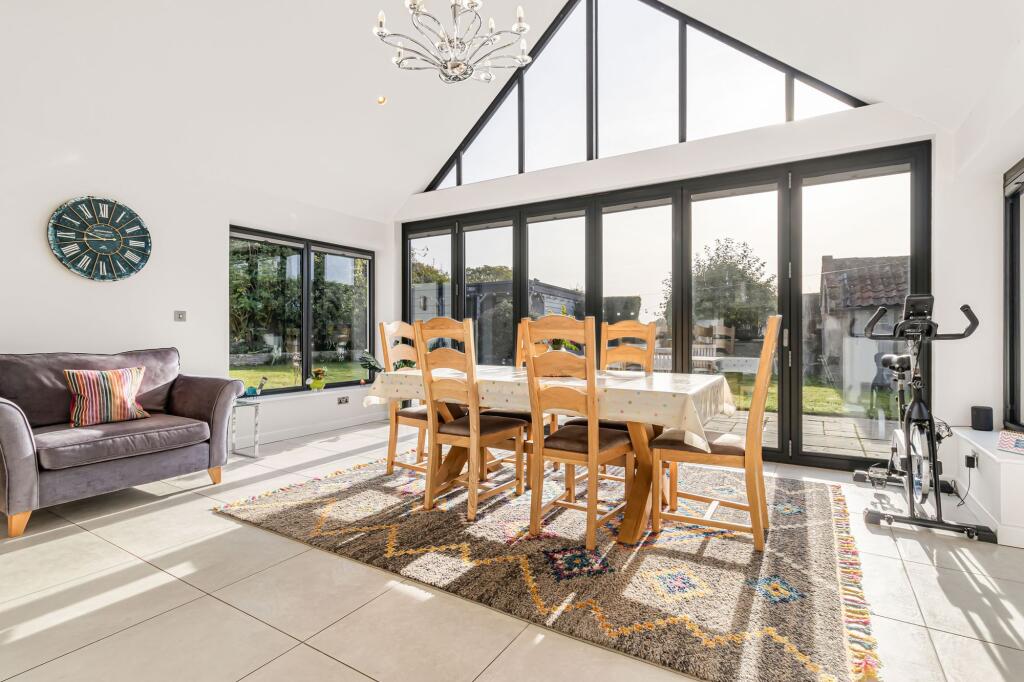 House in Babergh, Brettenham - More