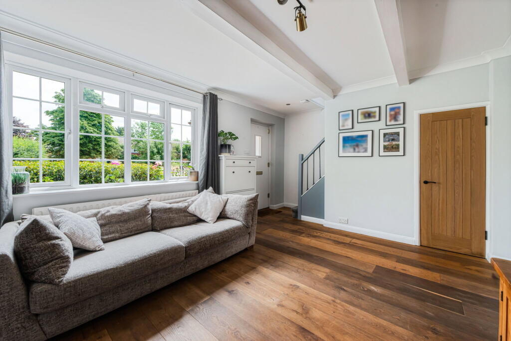 Lashmere, Cranleigh, GU6 8NA photo 4
