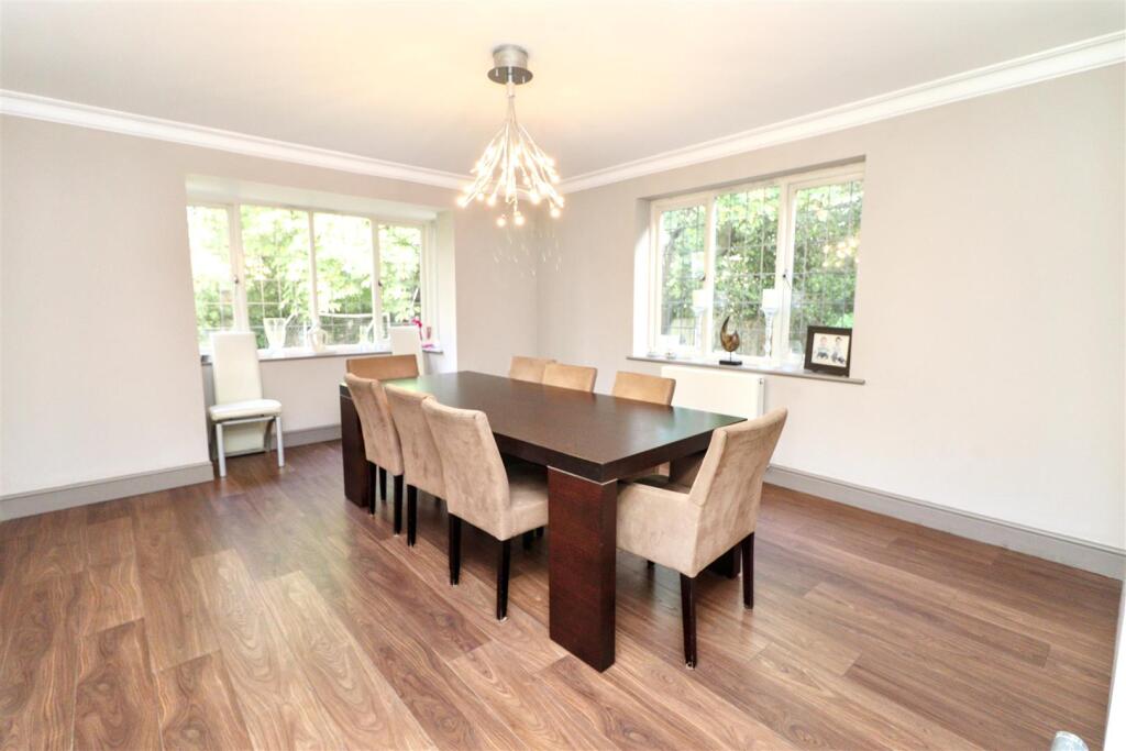 House in Enfield - View 5