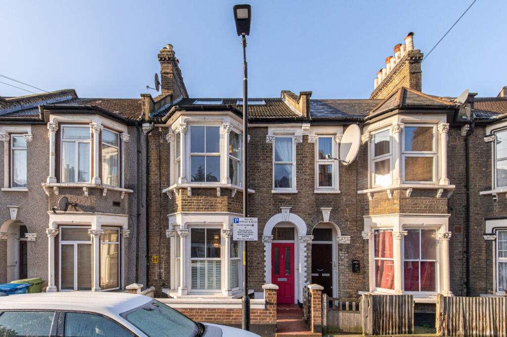 House in London - View 2
