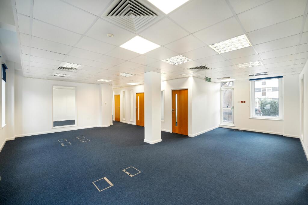 291-299BoroughHighSt-4-1stflr.jpg