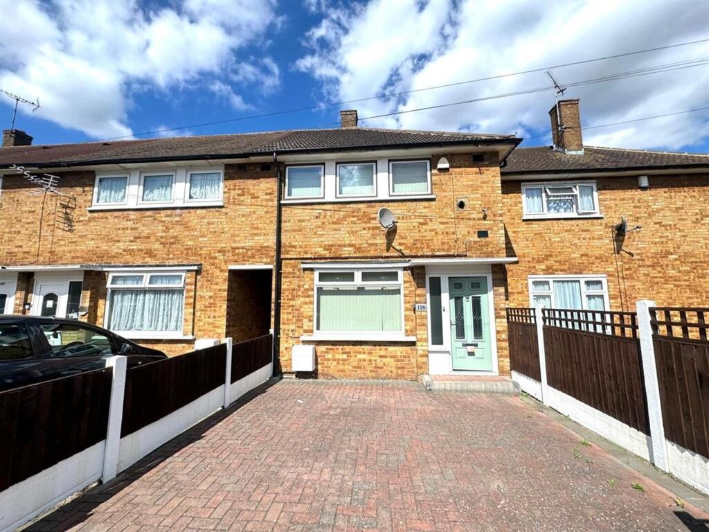 2-bed terraced on Usk Road, Aveley, RM15, £325,000