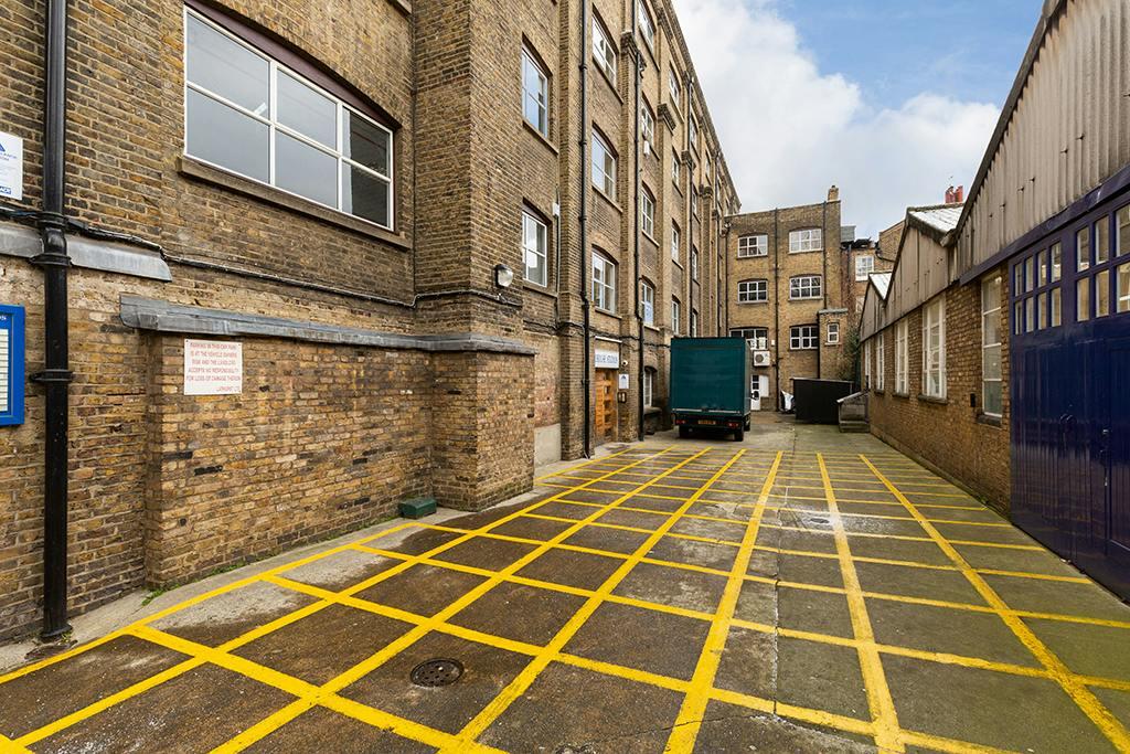3rd F Lymehouse Studios24.jpg