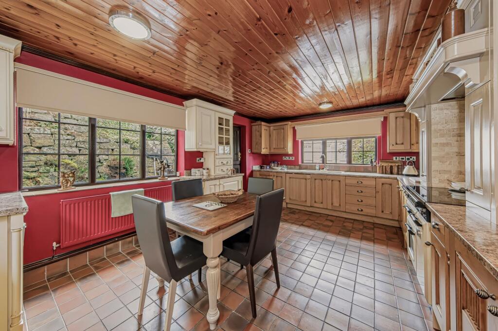 House in Stoke-on-Trent - More