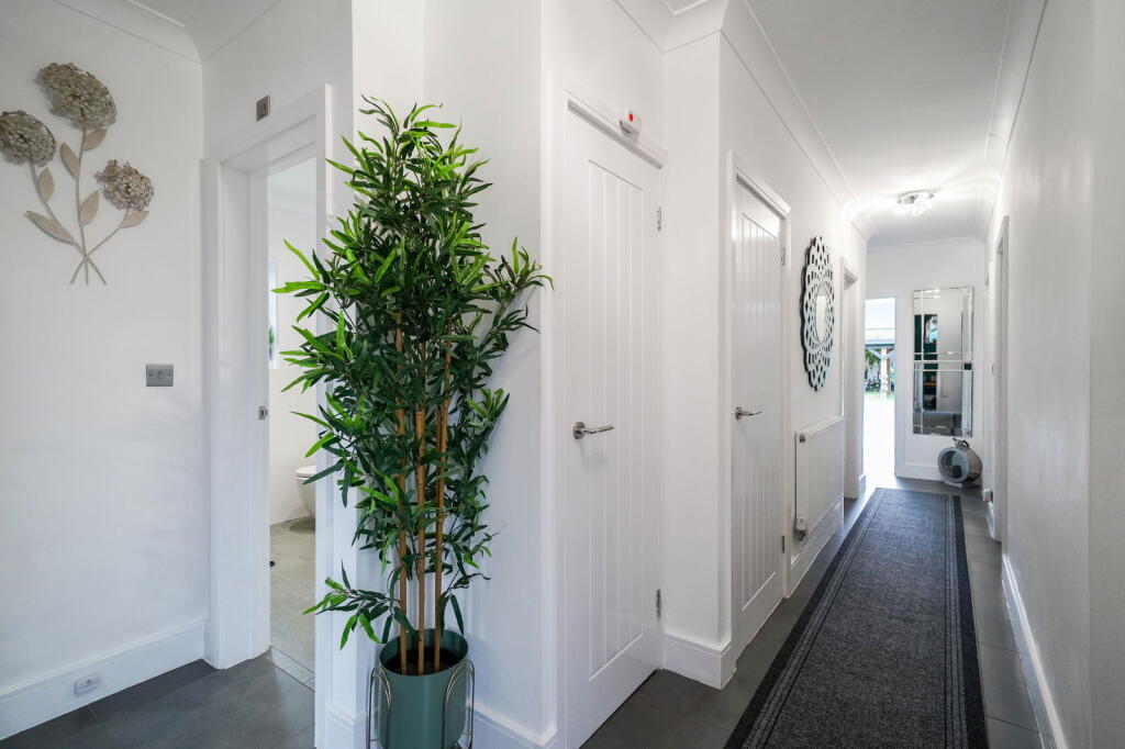 Additional image 16 of Dovedale Avenue, Shirley