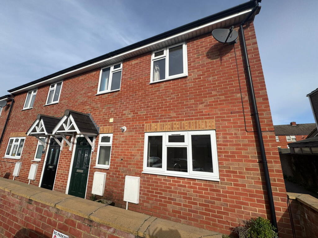 Main image of property: Caulfield Road, Swindon, SN2 8BS