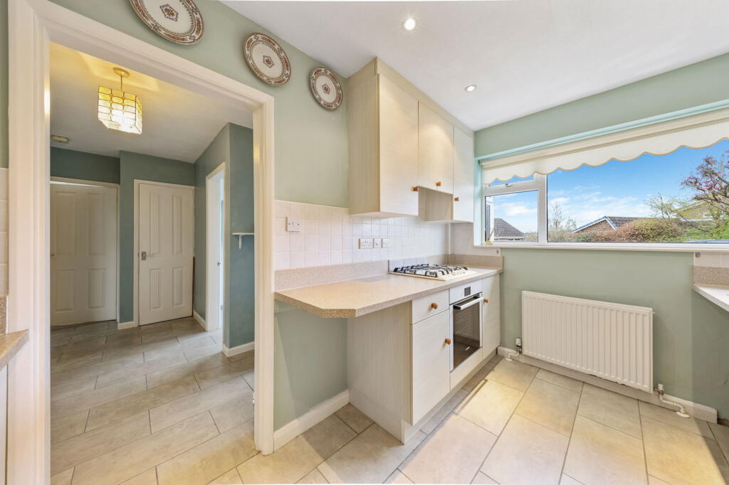 House in Derbyshire Dales, Matlock Town - View 2