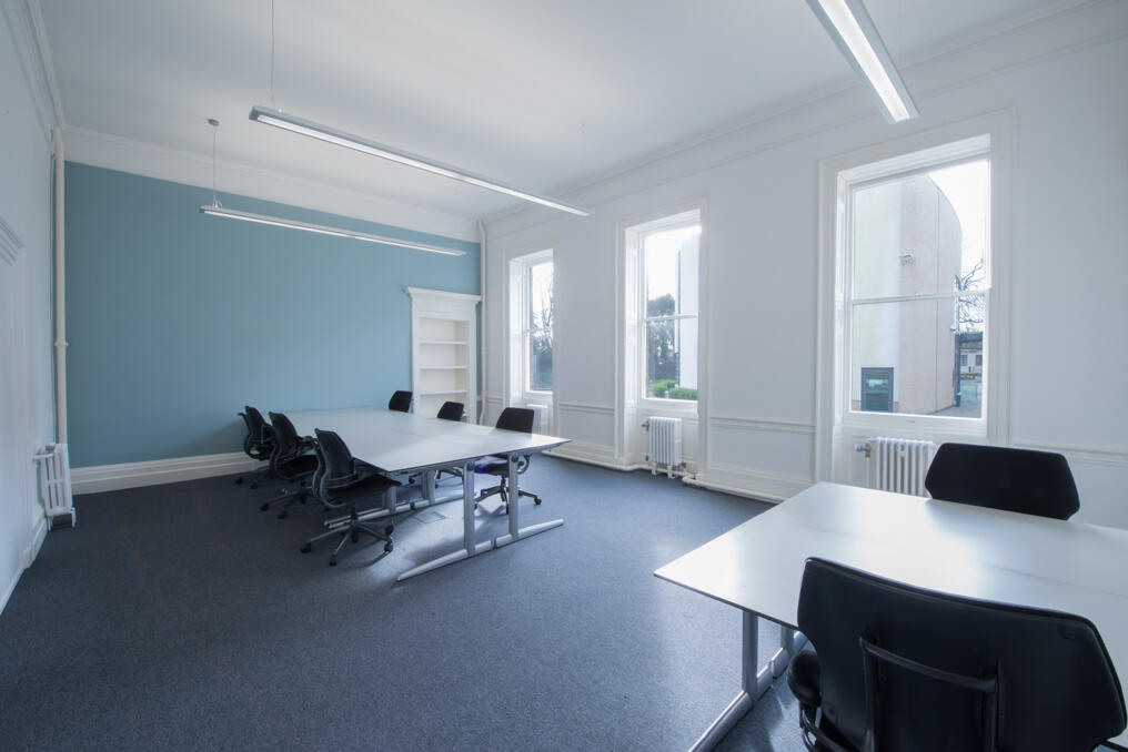 Main image of property: High Street, Huntingdon, Cambridgeshire, PE29