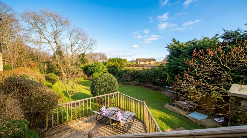 Additional image 30 of Lark Hill Close, Cleckheaton, BD19