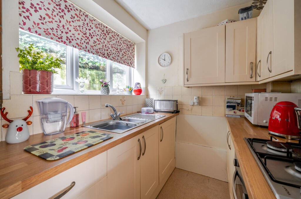 House in Ilminster, Knott Oak - View 2