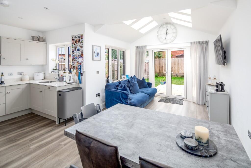 Buxton Close, Bicester, Oxfordshire, OX26 - View 3