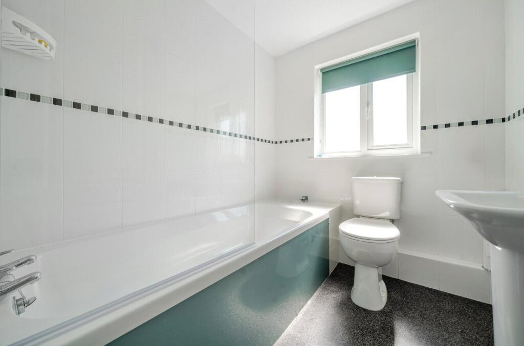 Additional image 10 of Saunters Close, Wincanton, Somerset, BA9