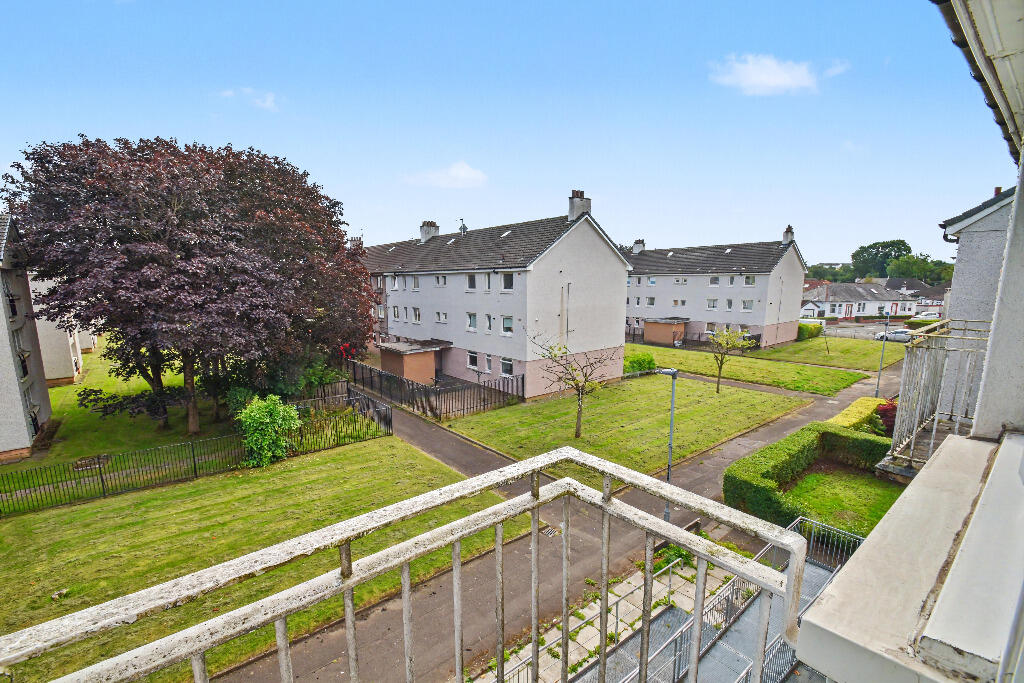 Apartment in Glasgow - View 5