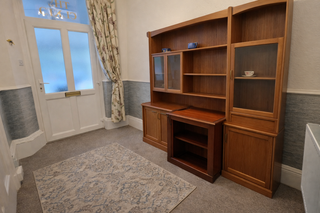 Mayflower Close photo 3