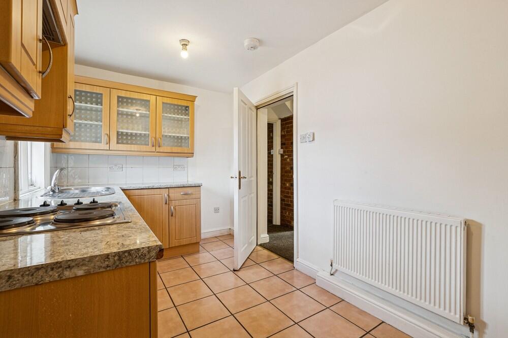 Apartment in Milton Keynes - View 5