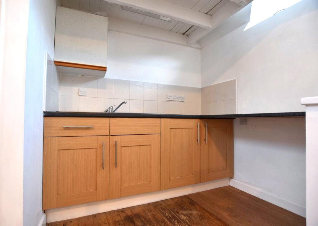Apartment in Penzance, Wherrytown - View 2