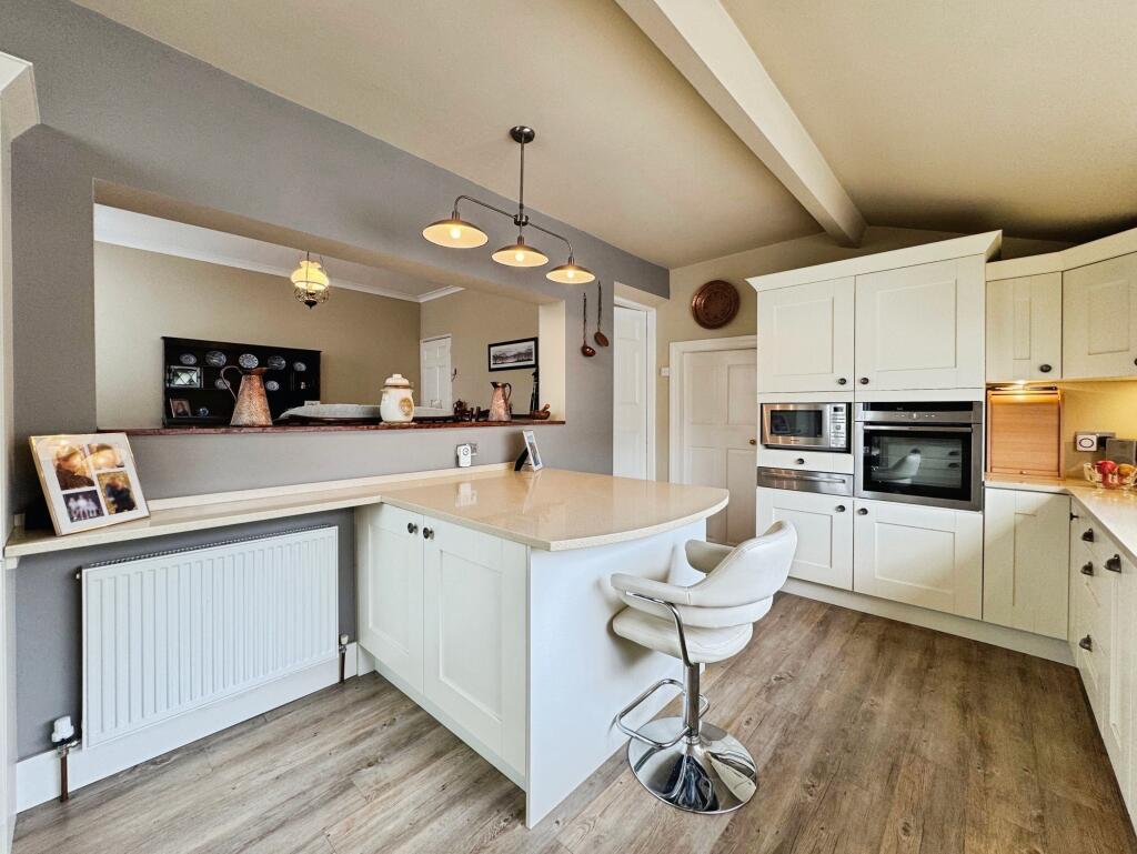 Moorgate Villa, 19 Welham Road, Retford, Nottinghamshire, DN22 6TN photo 4