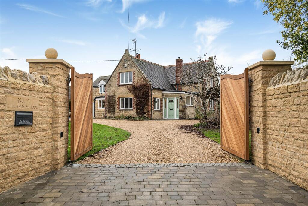 Main image of property: Middleton Road, Bucknell, Bicester