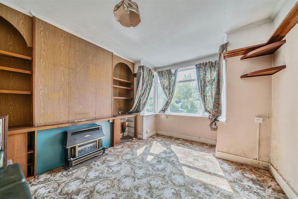 Rectory Lane, Long Ditton, Surbiton photo 2