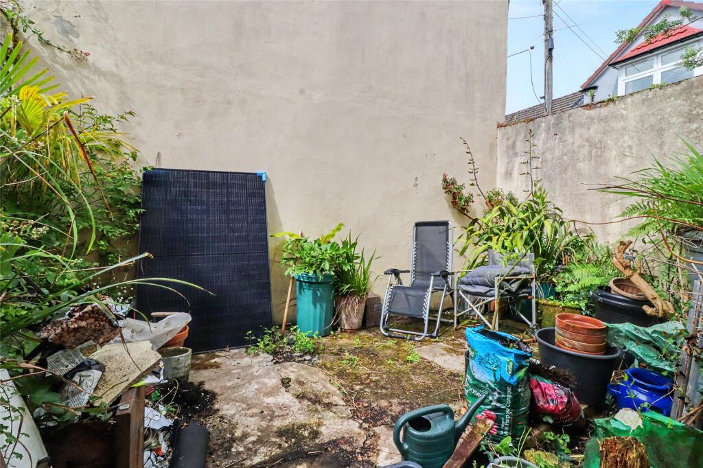 House in Exeter - View 5