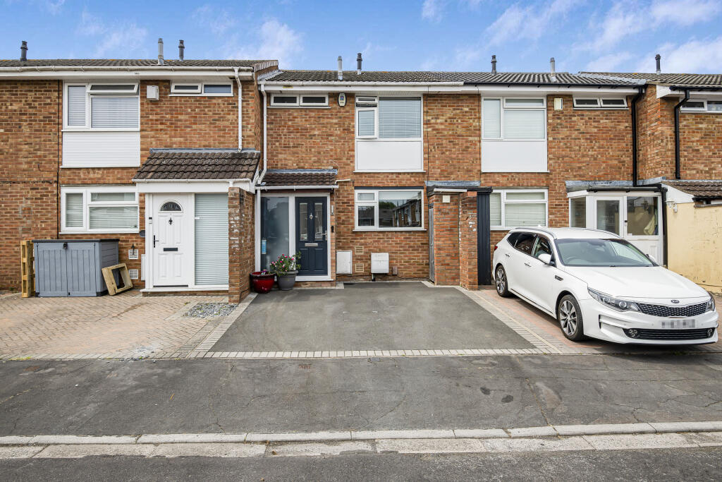 Main image of property: Leaholme Gardens, Whitchurch, Bristol, BS14 0LQ