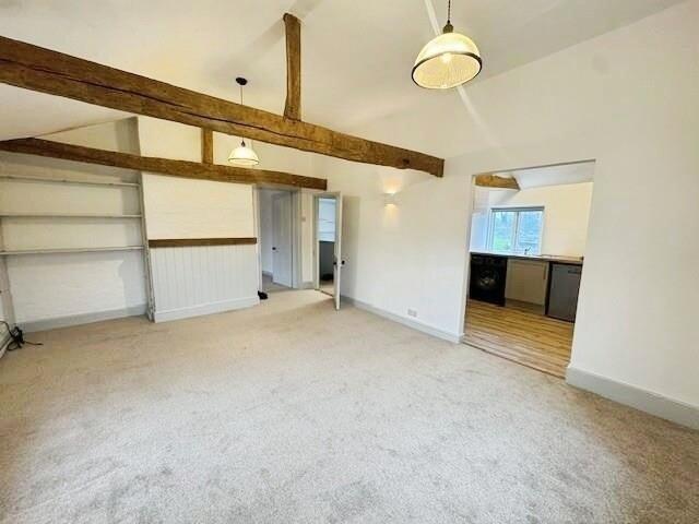 Apartment in Reading - View 5