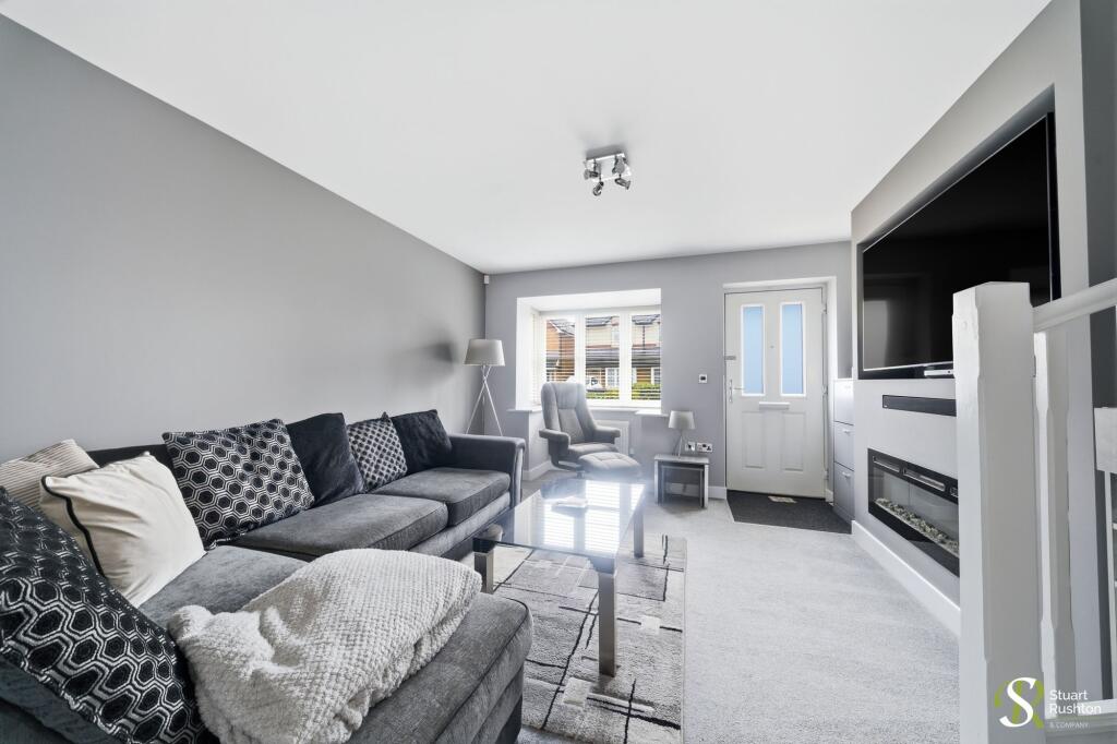 24, Chillingham Close, Chelford, SK11 photo 3