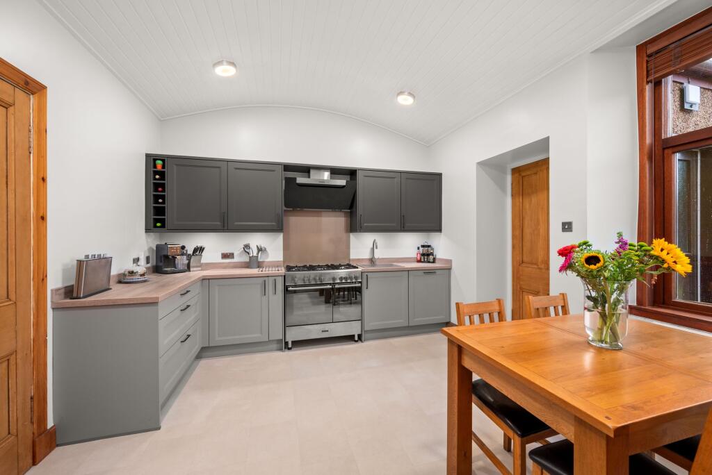 House in Carnoustie, Clayholes - More