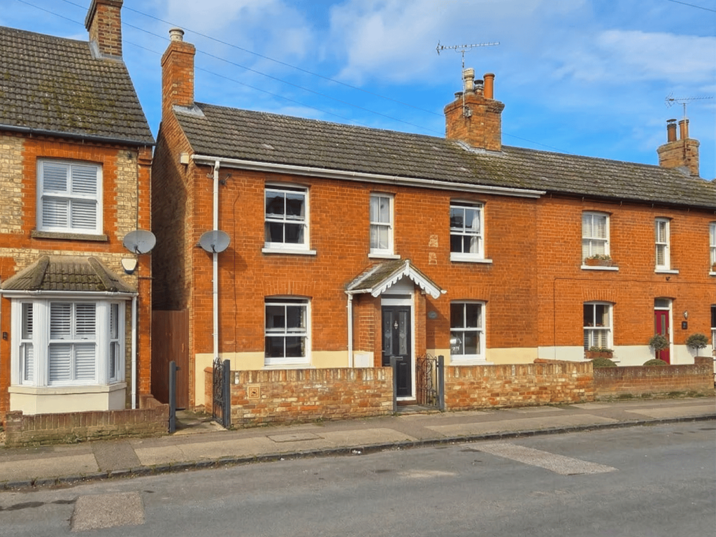 3-bed semi-detached on Arthur Street, Ampthill, Bedfordshire, MK45, £525,000
