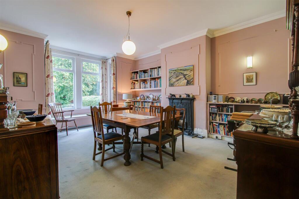 House in Wakefield, West Yorkshire - More