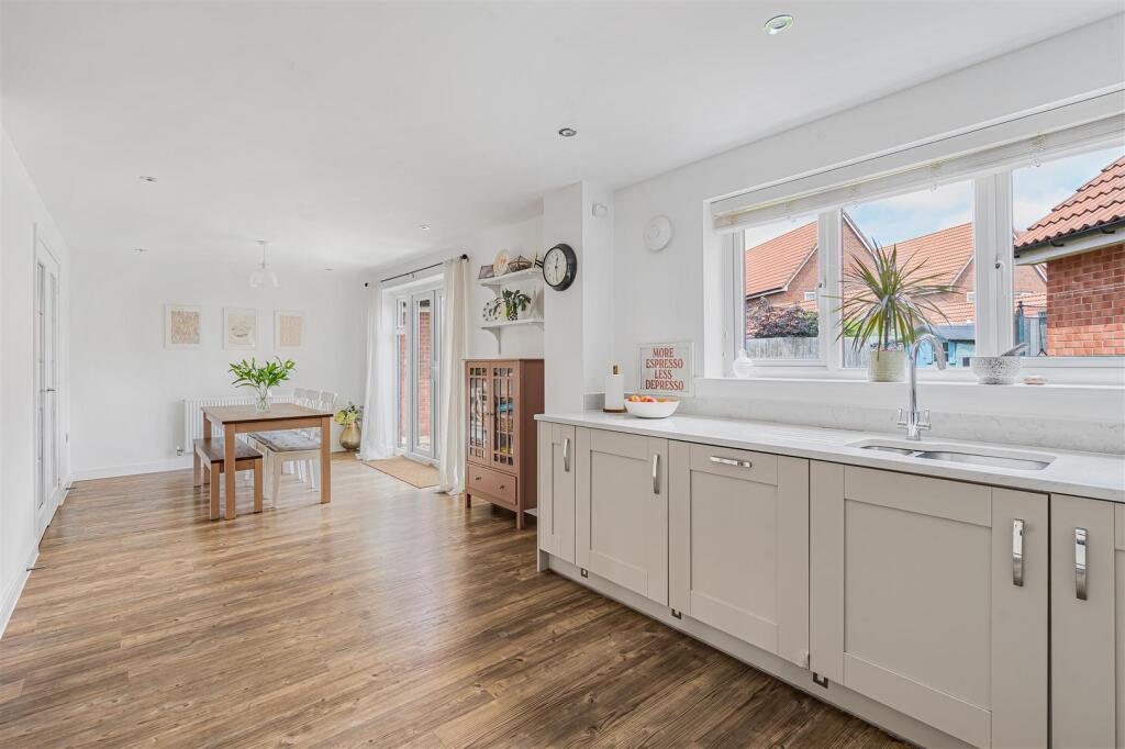 House in West Suffolk, Haverhill - View 3