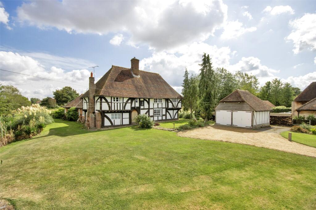 Main image of property: Hawkenbury Road, Hawkenbury, Tonbridge, Kent, TN12