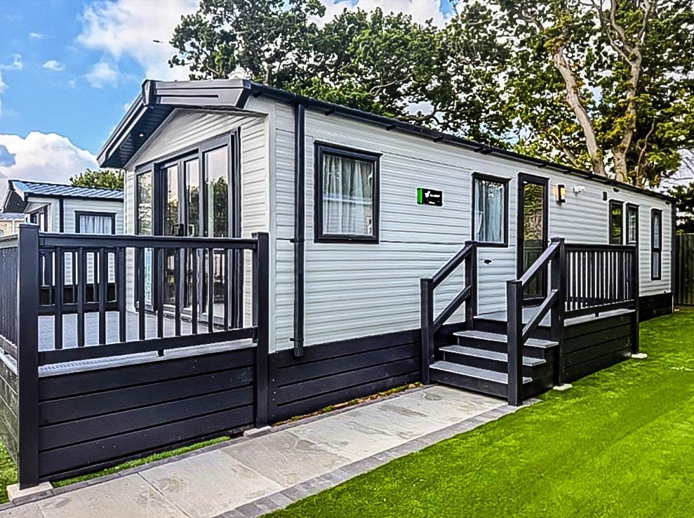 Main image of property: THE SALISBURY, The Oaks Holiday Park, Chapel Road Bucklesham, Suffolk IP10 0BT