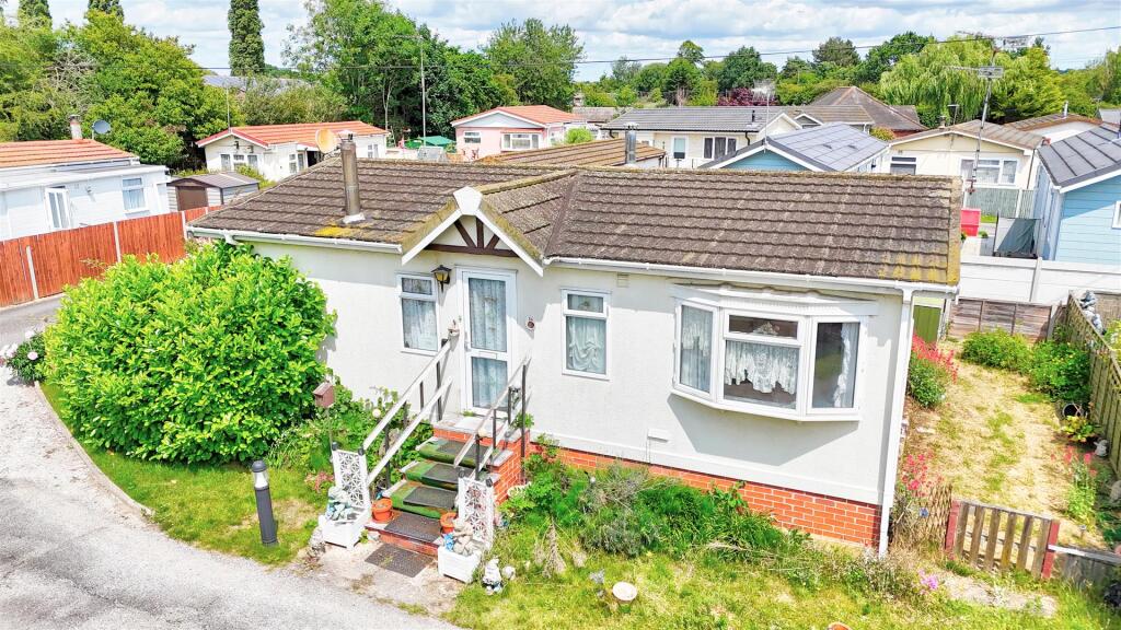 Main image of property: Bourne Park Residential Park, Ipswich