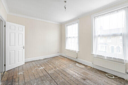 House in London, Edmonton - More
