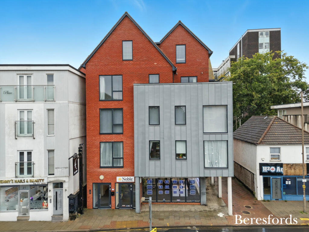 1-bed flat on Ongar Road, Brentwood, CM15, £240,000