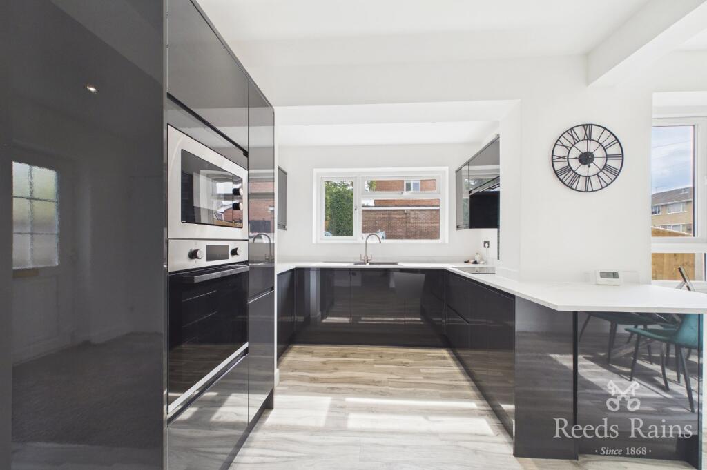 House in Sheffield - View 4