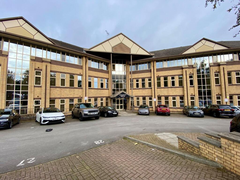 1-bed flat on New Augustus Street, Bradford, West Yorkshire, BD1, £75,000