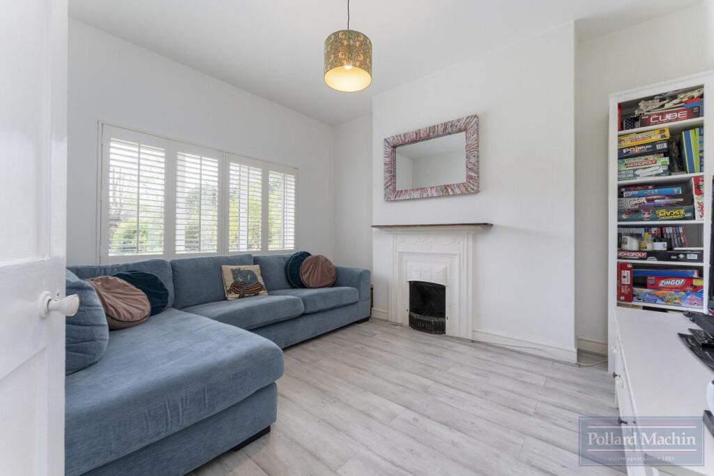 Sanderstead Road, Sanderstead photo 3